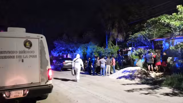 El hombre fue rescatado por sus familiares, sin embargo, falleció