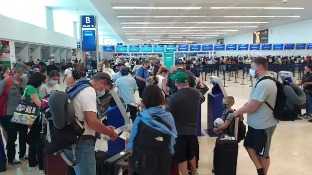 Vuelos a Dallas y Chicago fueron algunos de las salidas suspendidas en el Aeropuerto Internacional de Cancún