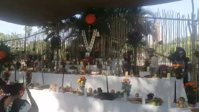 El altar de Hanal Pixán en Mérida mide 16 metros