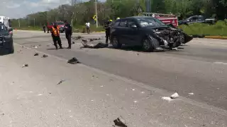 Elementos de la Policía Municipal de Conkal se encargaron de cerrar la vía
