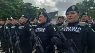 Joaquín Díaz Mena encabeza la graduación de nuevos policías de Yucatán 