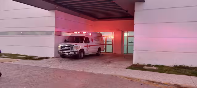 El hombre se encuentra en estado crítico en el hospital