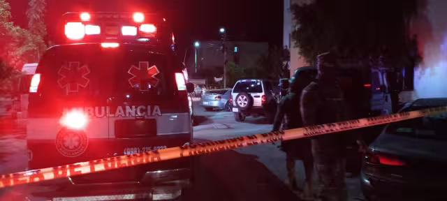 El asesino escapó del lugar a bordo de una motocicleta
