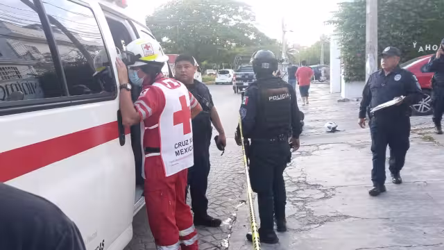 Se reportaron detonaciones de arma de fuego y dos personas lesionadas frente al café mínimo
