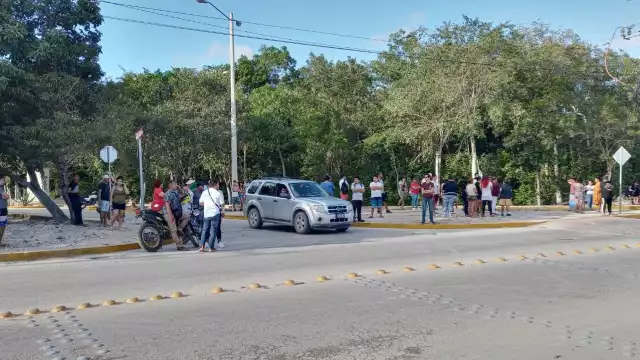Vecinos señalan que la constructora no les ha dado respuesta