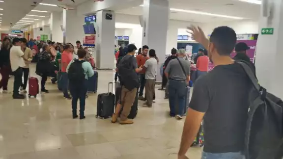 Hay gran movilización de pasajeros en el aeropuerto de Mérida Hay gran movilización de pasajeros en el aeropuerto de Mérida