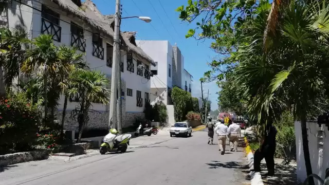 Hace un año igual se dio registró un incendio de palapas sobre el malecón de la isla