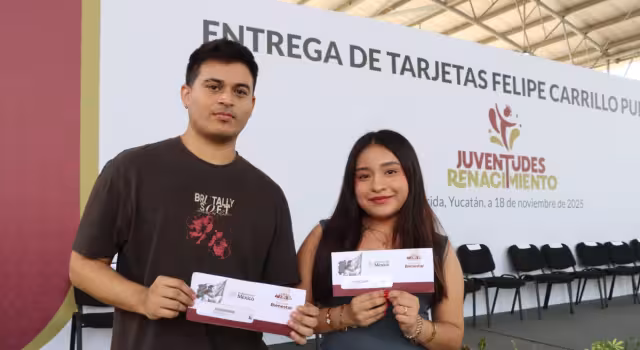 Avanza la entrega de tarjetas para la beca Juventudes Renacimiento