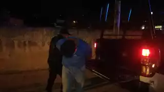 El hombre fue detenido por elementos de la policía estatal por suerte, ya que los uniformados se encontraban cerca del área cuando ocurrieron los hechos