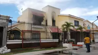 Lugar donde según la versión de algunos testigos y vigilante, fue un corto circuito en un clima