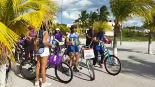 Varias mujeres se congregaron para marchar