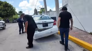 El choque ocurrió la tarde de este sábado en el cruce de las calles 13 y 16 de la colonia Puente Viejo.