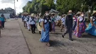 Casi cinco mil estudiantes participaron en el desfile