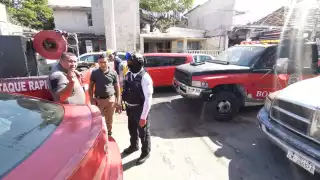 Bomberos se movilizan a la Colonia Centro por reporte de incendio