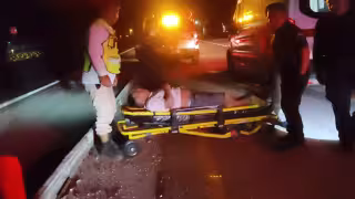 Policía asegura motocicleta tras accidente en el kilómetro 76+300