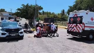 Motociclista resulta herido tras choque en la colonia Bellavista.