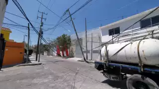 Choque de camión con poste deja a Nacozari sin luz por más de 10 horas