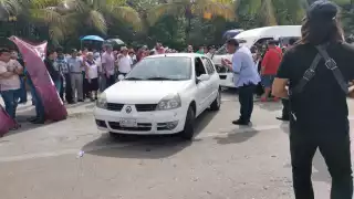 La gobernadora Layda Sansores acudió a clausurar el puente El Zacatal de Atasta