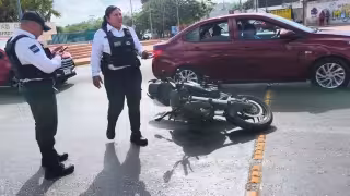 Un automóvil no respetó la distancia de seguridad y provocó el impacto.