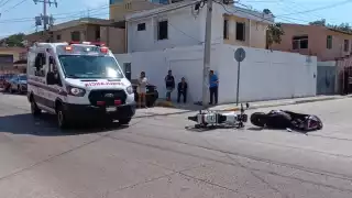 Exceso de velocidad y falta de precaución provocan choque en calles de Campeche