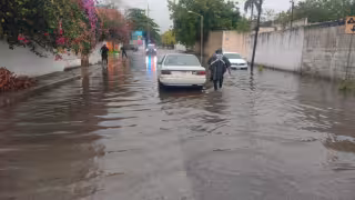 Lluvias inéditas mantienen afectaciones en Mérida; se pronostican más precipitaciones