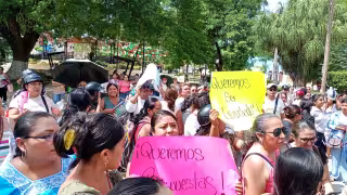 Dan solución temporal a alumnos de la Manuel Alcalá; regresarán a clases presenciales en otra sede