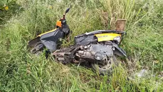 La motocicleta ya no contaba con algunas piezas