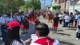 Se registra gran afluencia de personas en el Viacrucis en Campeche