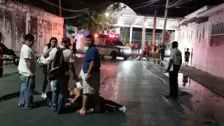 Motociclista en presunto estado de ebriedad sufre accidente en Insurgentes