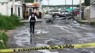 Varios vecinos se quedaron sin luz por la caída del poste