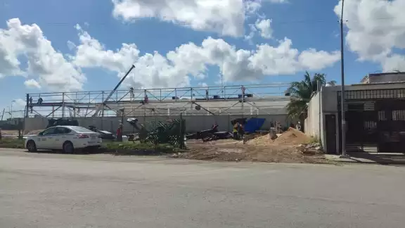 Salieron para alzar la voz en contra de la empresa que afectó sus vehículos