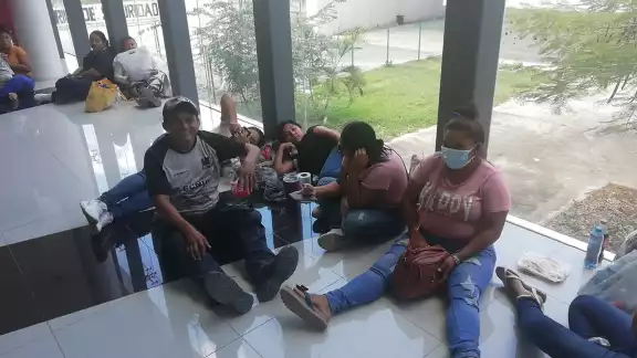 Los llamados 'invasores' brindaron emitieron sobre el alcalde de Progreso Los llamados 'invasores' brindaron emitieron sobre el alcalde de Progreso