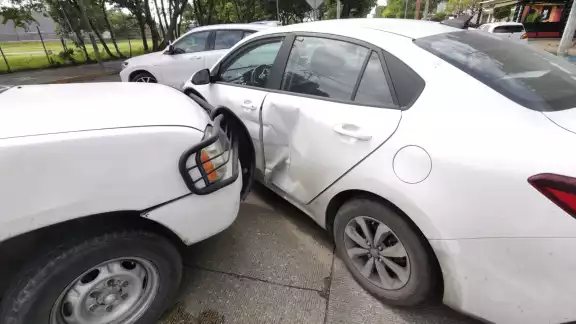 Por fortuna no se reportaron personas lesionadas durante el accidente Por fortuna no se reportaron personas lesionadas durante el accidente