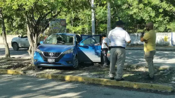 El menor presentó heridas en un brazo tras el choque