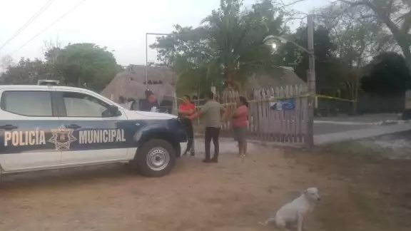 El comando armado huyó, dejando al vigilante amarrado en el Colegio de Bachilleres en Felipe Carrillo Puerto