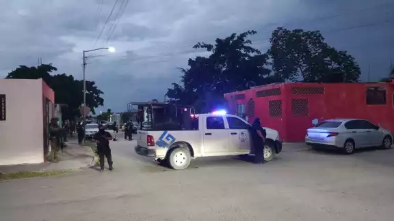 Las autoridades todavía no han brindado información oficial sobre este operativo, ni confirmaron la presencia de drogas. Las autoridades todavía no han brindado información oficial sobre este operativo, ni confirmaron la presencia de drogas.