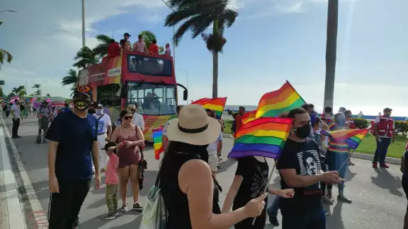 Personas marcharon este domingo 26 de junio en el marco del mes del orgullo en Campeche Personas marcharon este domingo 26 de junio en el marco del mes del orgullo en Campeche