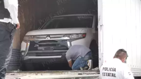 El conductor aseguró que provenían del corralón