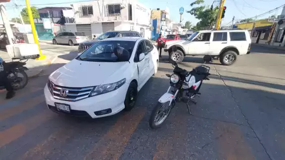 La mujer y la menor no requirieron traslado a un hospital La mujer y la menor no requirieron traslado a un hospital