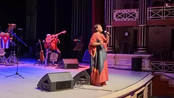 Ivette Cepeda cautivó con su voz a los campechanos Ivette Cepeda cautivó con su voz a los campechanos