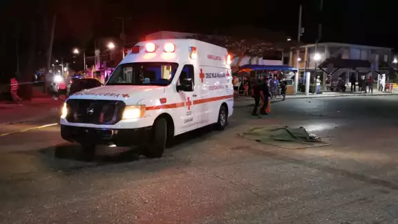 La mujer perdió la vida cuando el tráiler le pasó encima La mujer perdió la vida cuando el tráiler le pasó encima