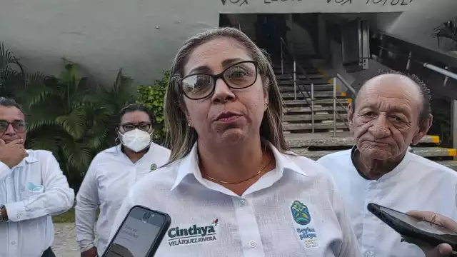 La alcaldesa de Seybaplaya, Cinthya Velázquez Rivera, recalcó que el puerto es de los más producctivos de Campeche