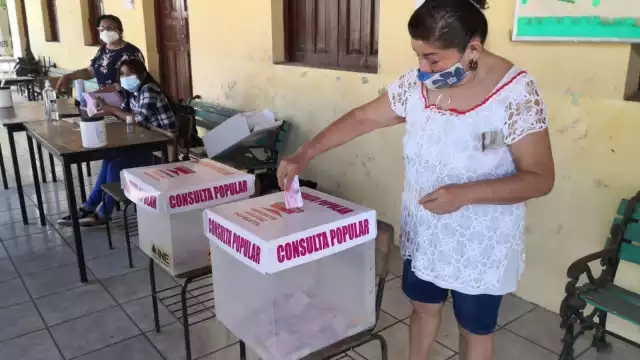 Las mesas receptoras cierran a las 6:00 de la tarde