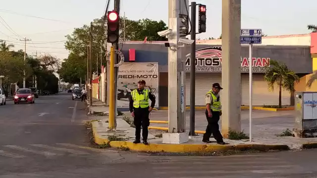 Presidente AMLO arriba a Mérida