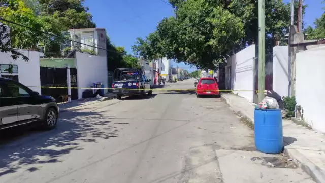 Al lugar llegó una unidad médica privada para constatar que la persona se encontraba ya sin signos vitales