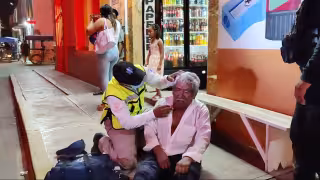 Abuelito en estado etílico se golpea en el centro de Dzitbalché