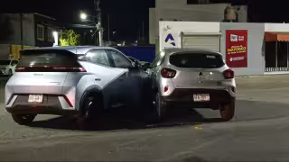 Choque en avenida de Campeche deja daños por 15 mil pesos