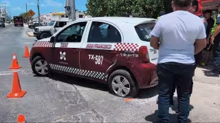 Choque múltiple entre camioneta, taxi y moto deja tres lesionados en Plan Chac, Campeche