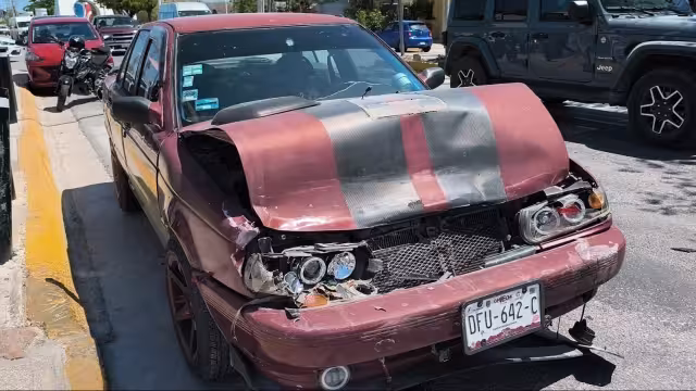 Percance en avenida Maestros Campechanos moviliza a Policía Estatal