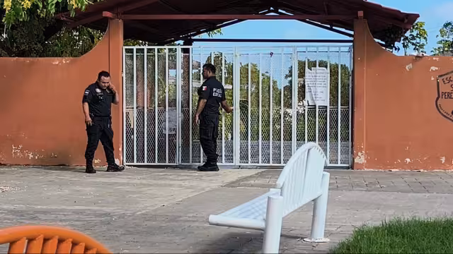 Escuela de la colonia Emiliano Zapata sufre daños y robo